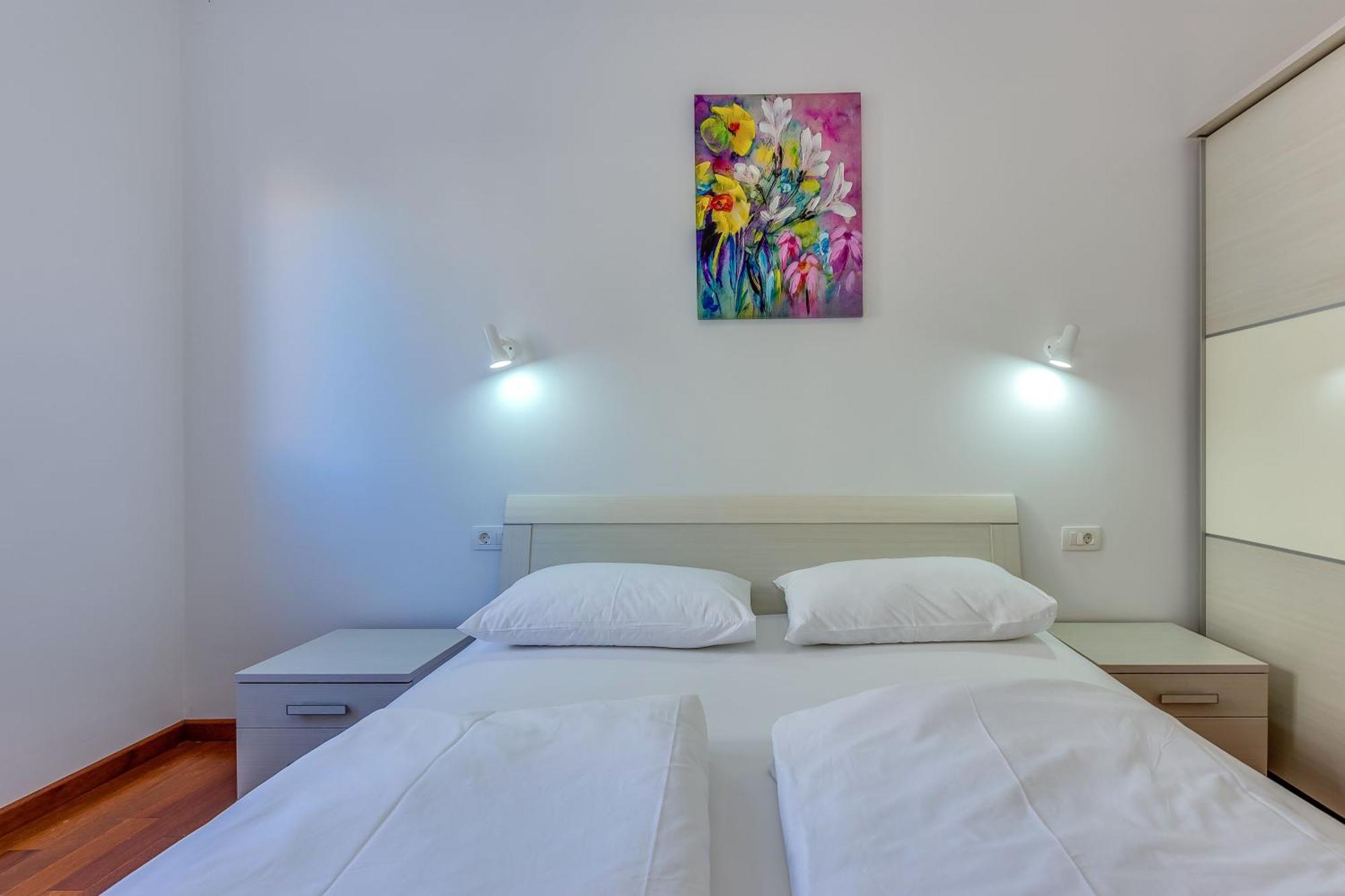 Apartments Host Barbat na Rabu ภายนอก รูปภาพ
