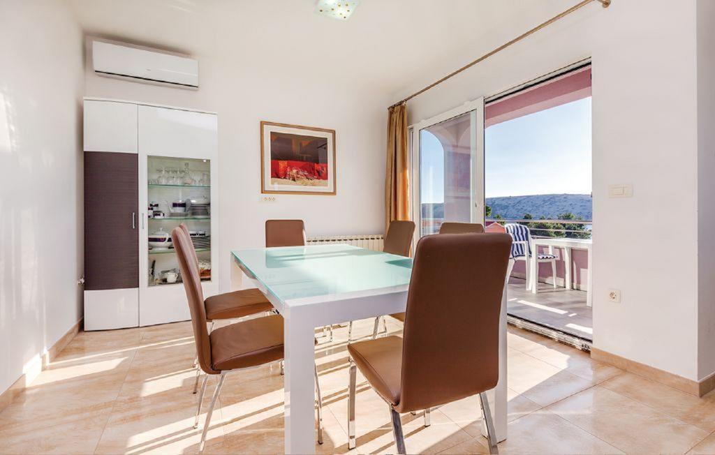 Apartments Host Barbat na Rabu ภายนอก รูปภาพ