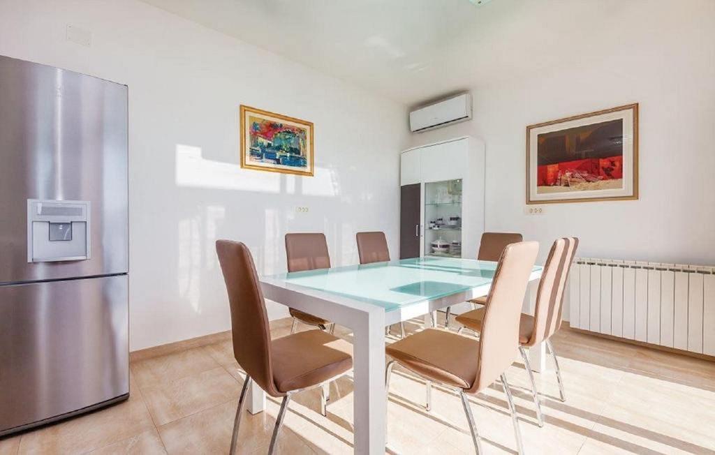 Apartments Host Barbat na Rabu ภายนอก รูปภาพ