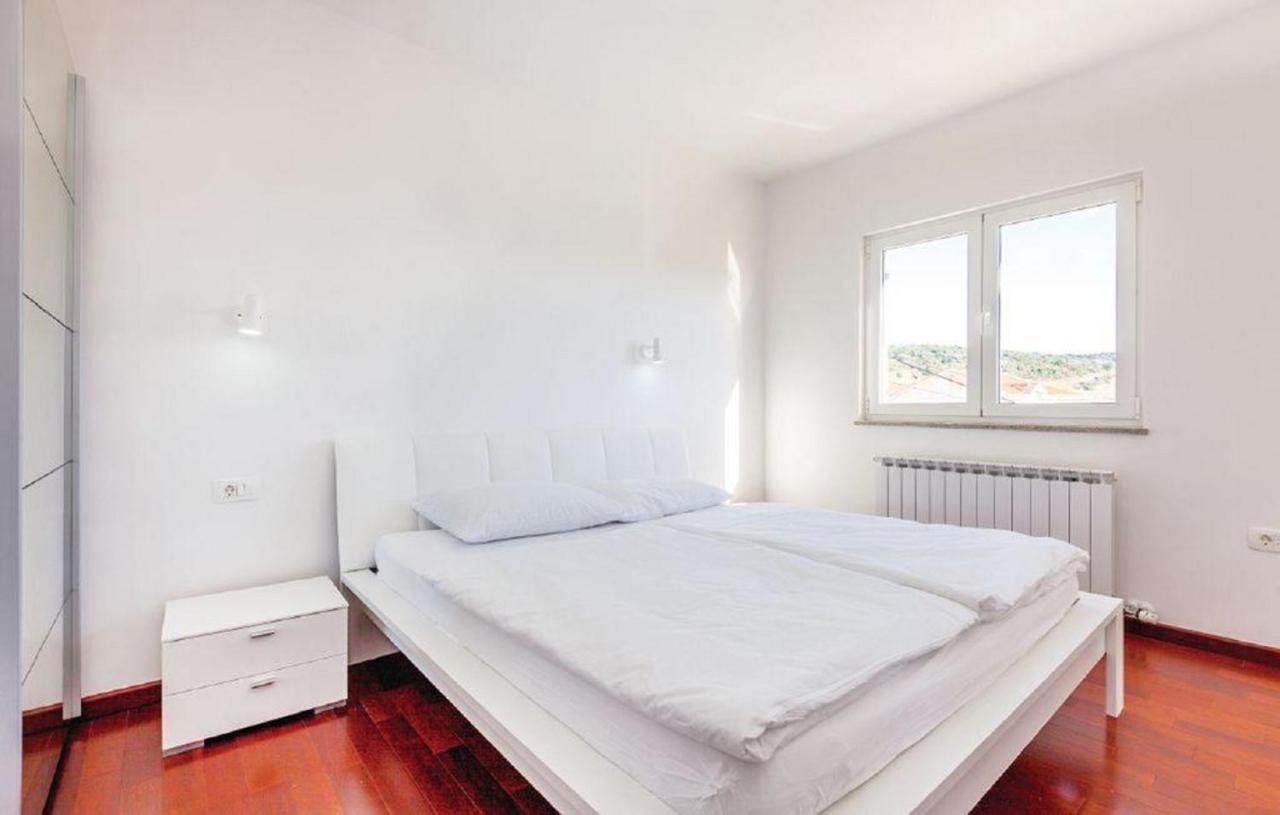 Apartments Host Barbat na Rabu ภายนอก รูปภาพ